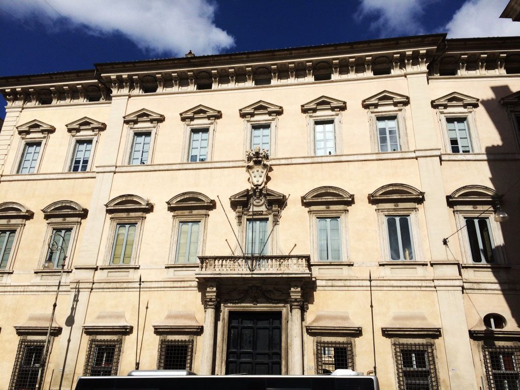 Palazzo%20Altieri%2C%20Rome.jpg